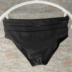 Bar lll black swimsuit bottom size small